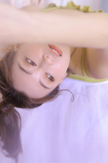 年轻漂亮的女邻居5